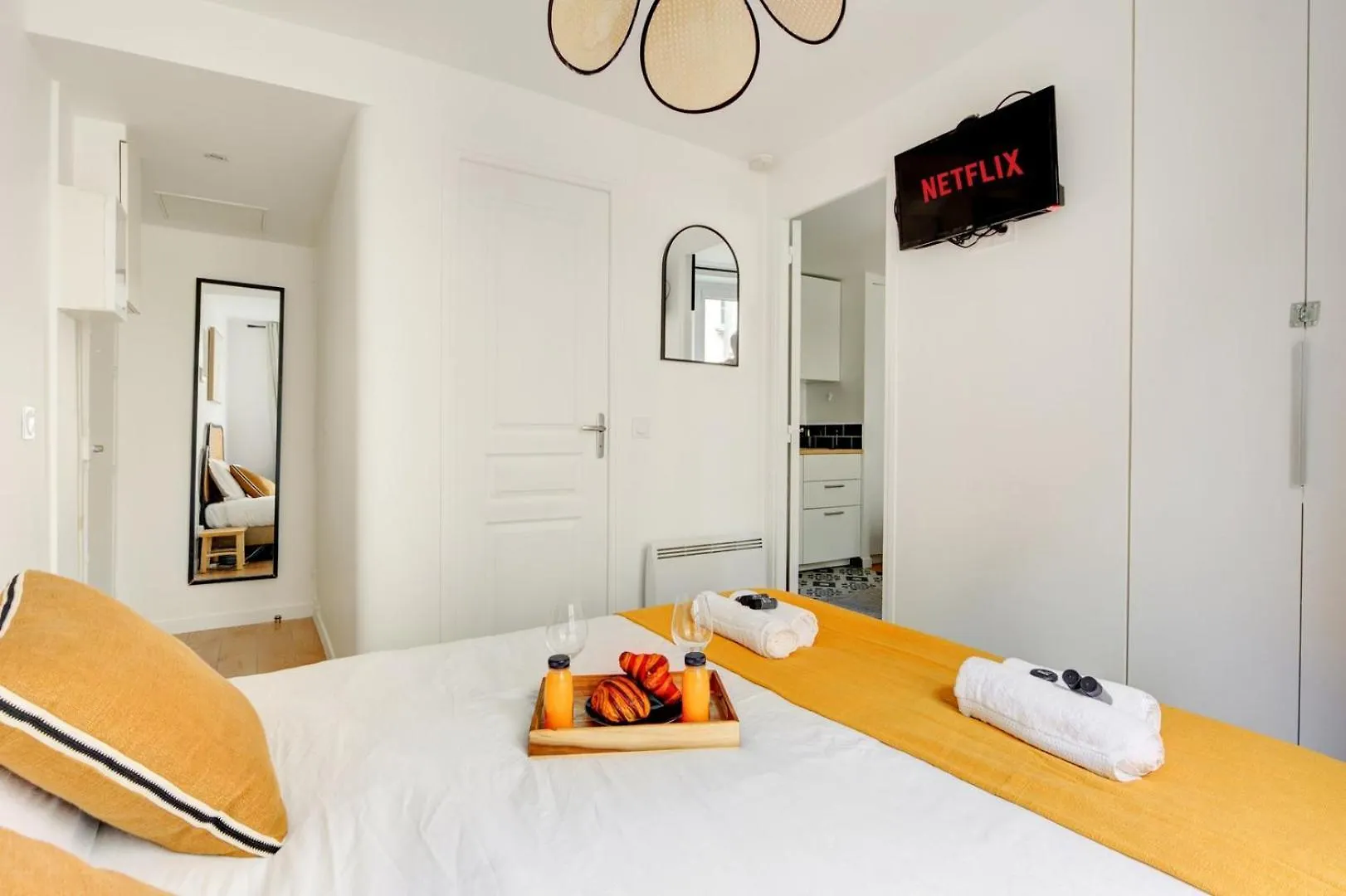 Apartment Suite Eastern Appartement Au Coeur Du Marais Paris